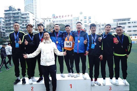 说明: 板鞋竞速比赛1.jpg