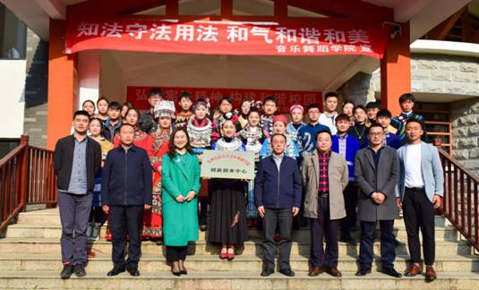 文字:大学生网站 张万妮 杨咪博 摄影:大学生网站 文梓莹 吴永英