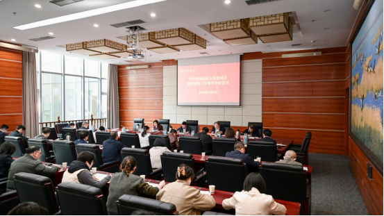 校党委党的建设工作领导小组会议召开 吕国富主持并讲话