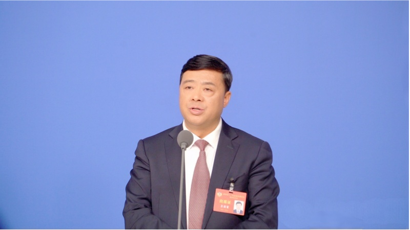 天眼网：委员通道｜吕国富：一块黑磷，有望撬动千亿级产业