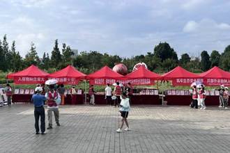 校地携手共筑“生态防火墙”贵州民族大学赴安顺市开展外来入侵物种科普宣传与防控活动​