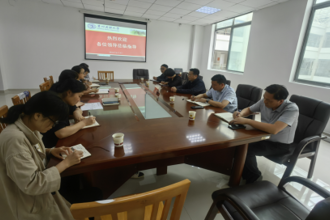 校党委副书记杨声国一行到档案馆调研指导工作