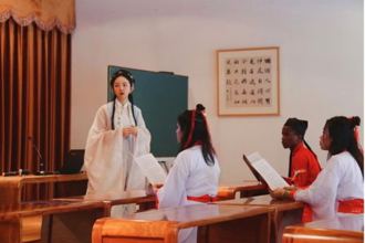 【民师匠心】贵州民族大学陈驰：“双创三化四阶提升”教学模式 构建跨文化传播新桥梁