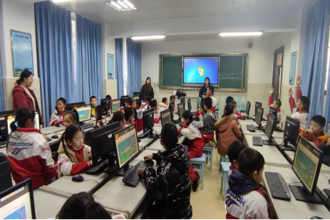 【我为群众办实事】少儿编程小讲堂 以梦为“码”续新章数据科学与信息工程学院赴附属小学开展编程系列科普课程