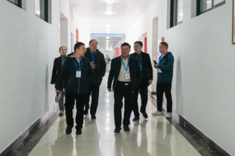 校领导带队开展2024-2025学年春季学期开学教学检查工作