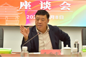 校党委书记吕国富一行赴省团校看望我校参训学员