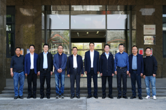 北方民族大学党委副书记、副校长黄永东一行赴贵州民族大学调研座谈