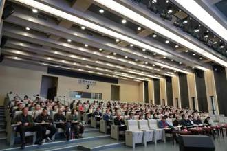 贵州民族大学党委主题教育读书班第三次专题辅导报告会在大学城校区举办