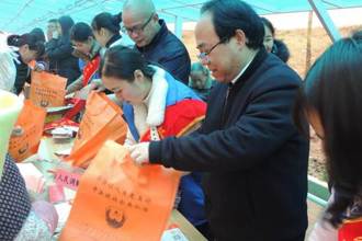 提供法律援助  助力精准扶贫  贵州民族大学志愿者在行动