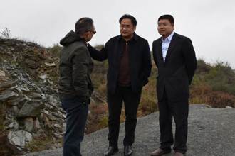 大学城管委会党工委副书记、管委会主任罗松华一行赴我校调研