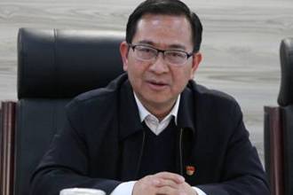 校党委书记张学立参加校党办党支部专题组织生活会