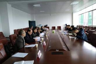 贵州省司法厅立法二处处长宁茵一行到我校调研