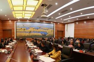 校党委2019 年第二次中心组（扩大）学习会议召开 深入学习贯彻落实习近平总书记在学校思想政治理论课教师座谈会上的重要讲话精神
