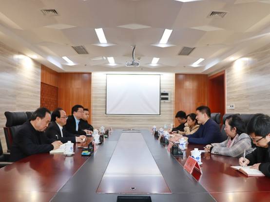 说明: C:\Users\陈嘉婧\Desktop\74CD218E37240C77FA76867CB3692212.jpg