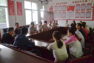 学生工作部（学生处、武装部）学生资助中心党总支赴镇远县开展帮扶调研暨党建主题日活动