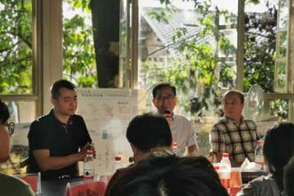 贵州民族大学携手西交利物浦大学为麦翁古寨换“新装”校党委书记张学立出席麦翁布依古寨乡村振兴工作营成果汇报会