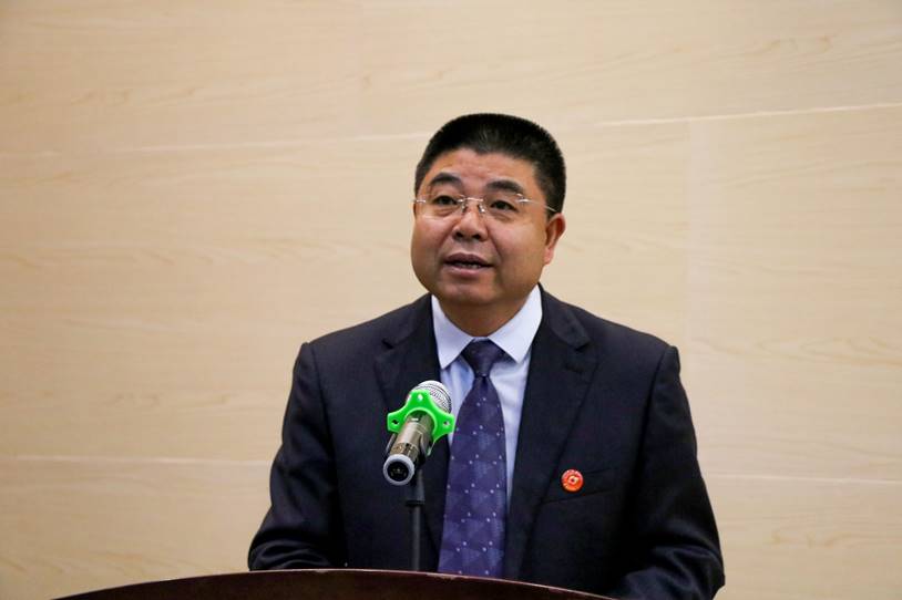 陶文亮校长1