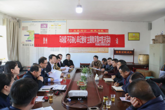 校党委书记张学立同志以普通党员身份参加党办支部主题党日帮扶和志愿服务活动
