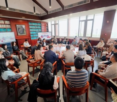 贵州民族大学召开青年教师代表座谈会 凝心聚力共谋学校高质量发展