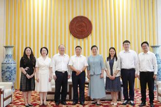 广西民族大学校长韦仕珍一行到我校调研交流