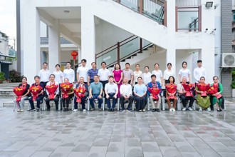 我校举行2026年“光荣在党50年”纪念章颁发仪式
